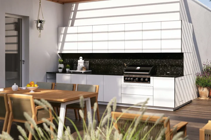 Fitted outdoor kitchen in white